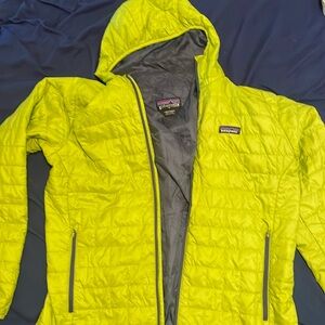 Patagonia - Men’s Nano Puff®️ Hoody - Size: Large - Lime Green - Excellent Shape